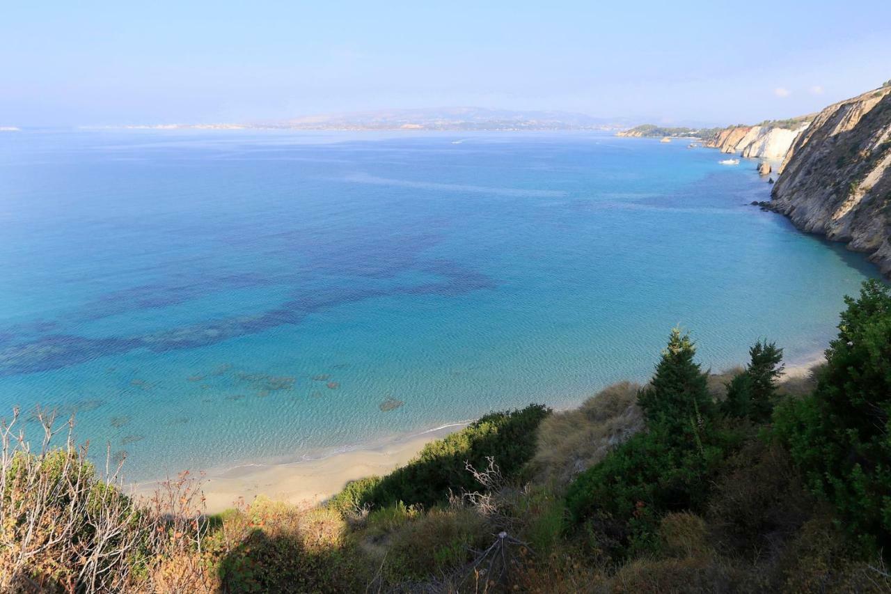 Villa Rhoe Minia Bagian luar foto